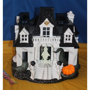 Bath & Body Works Glow In The Dark House Luminary 3 Wick Jar Candle Holder 2024